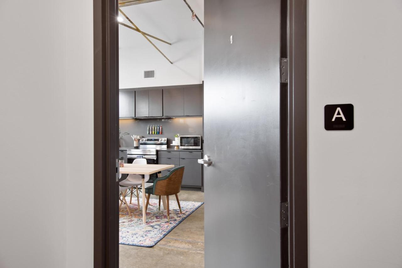 The Cypress Flats Apartment Lafayette Bagian luar foto