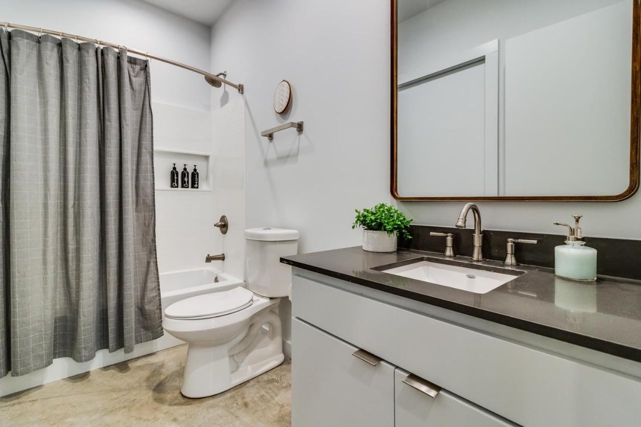 The Cypress Flats Apartment Lafayette Bagian luar foto